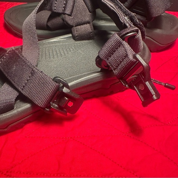 Teva Men’s Hurricane Terra Dactyl Black Hiking Sandals main image 4